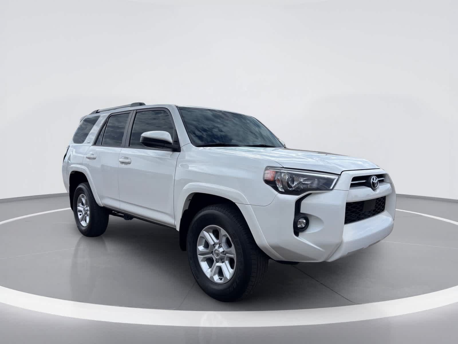 Used 2024 Toyota 4Runner SR5 AWD/4WD image 10