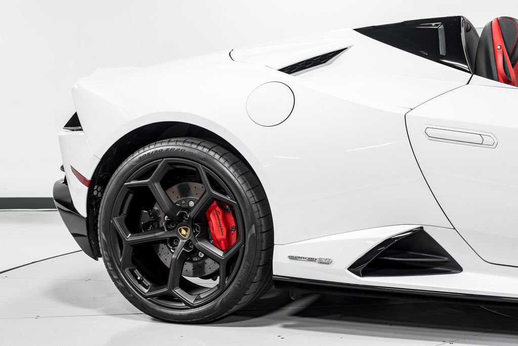Used 2023 Lamborghini Huracan EVO RWD image 52