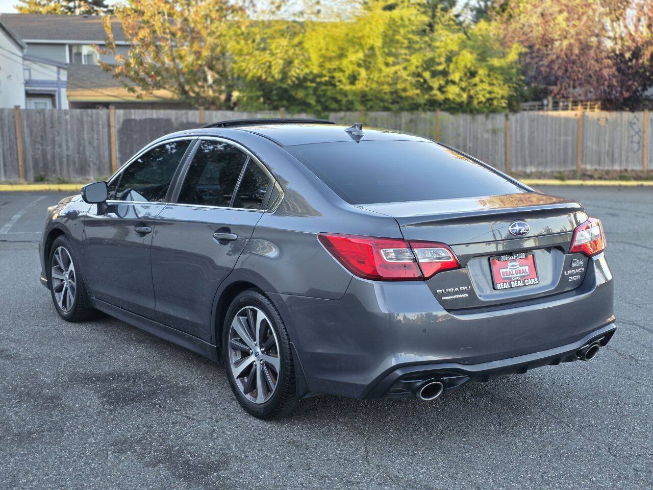 Used 2018 Subaru Legacy 3.6R Limited AWD/4WD image 7