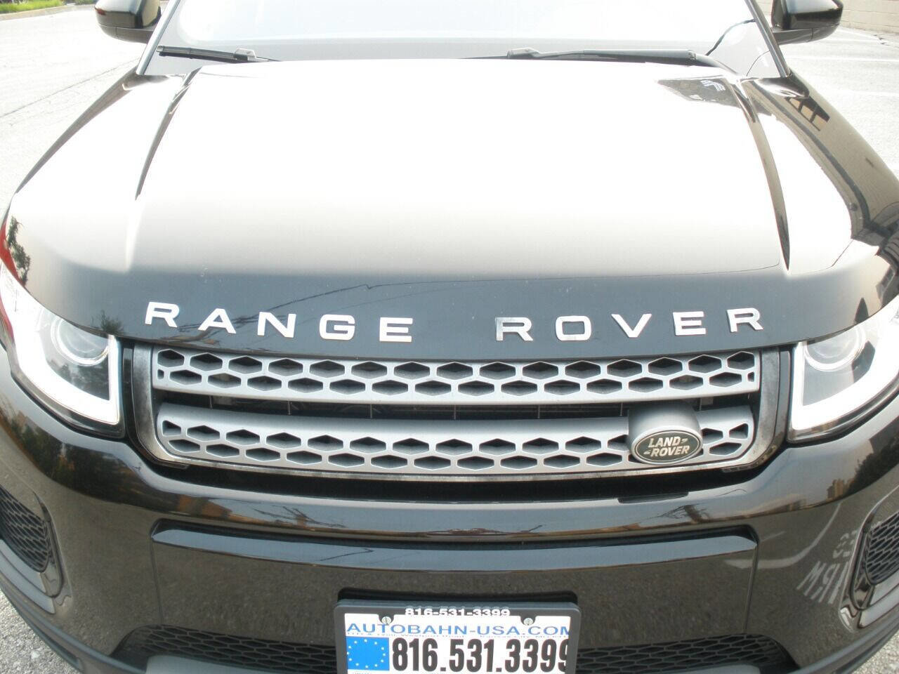 Used 2019 Land Rover Range Rover Evoque image 36