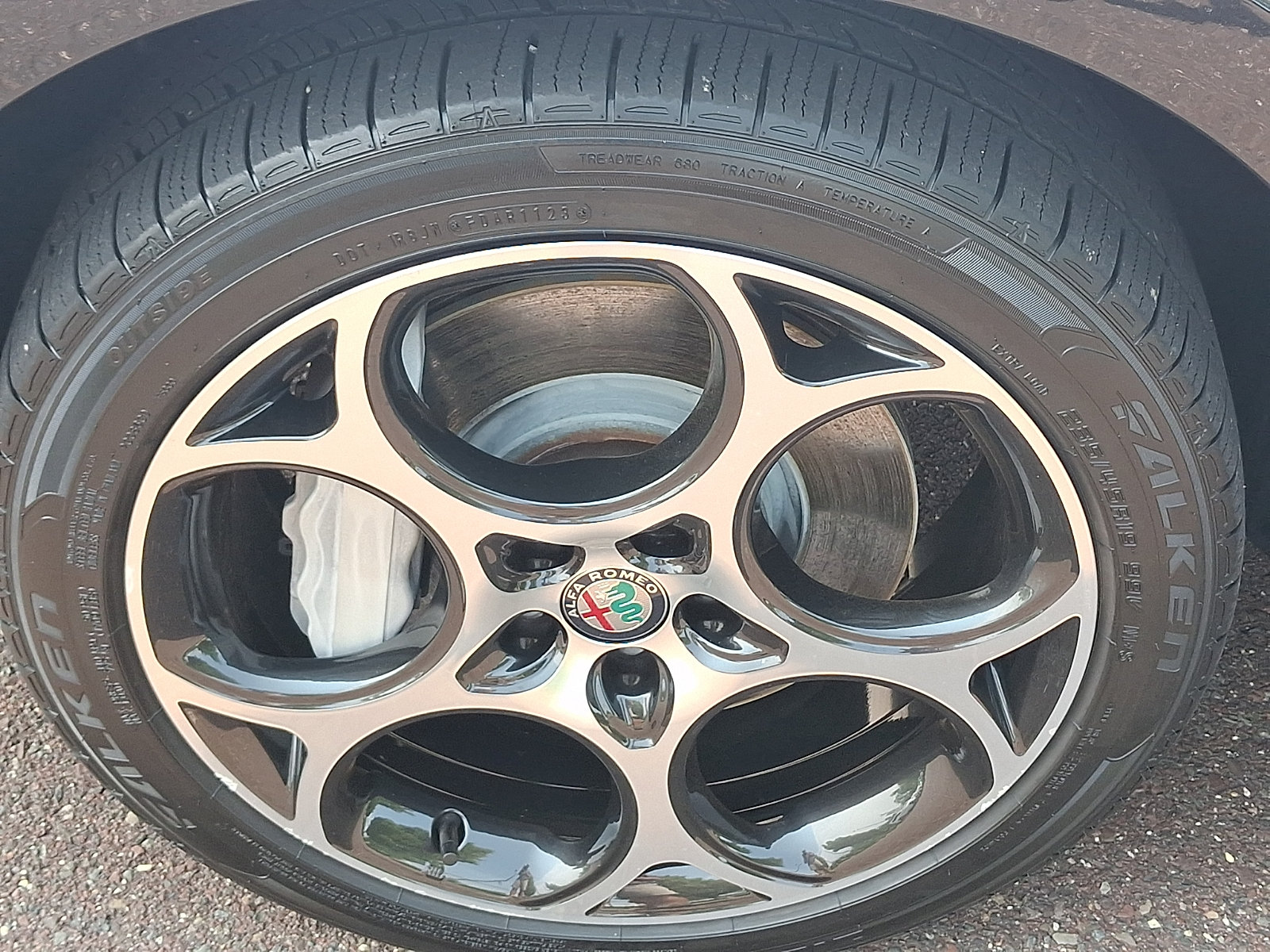 Used 2024 Alfa Romeo Tonale Ti w/ Active Assist Package AWD/4WD image 9