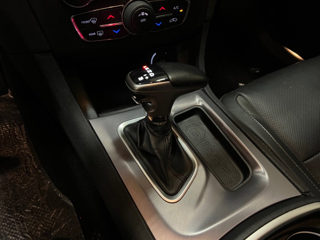 Used 2020 Dodge Charger SXT w/ Leather Interior Group RWD image 31
