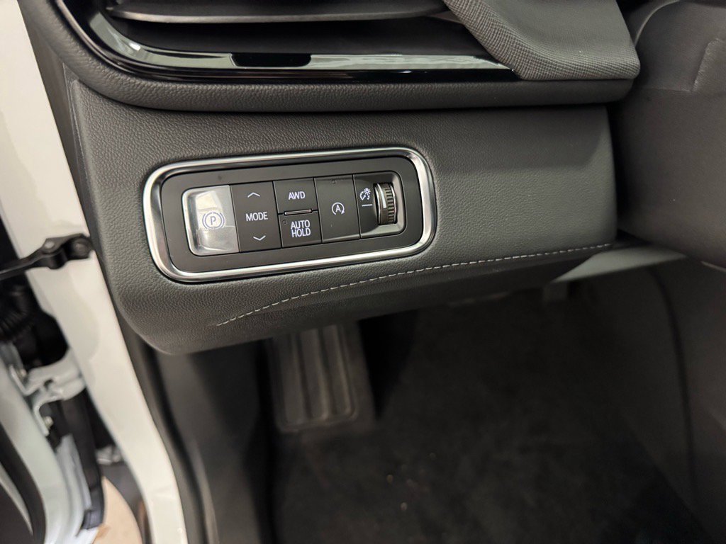 New 2026 Buick Enclave Preferred w/ Power Package image 17