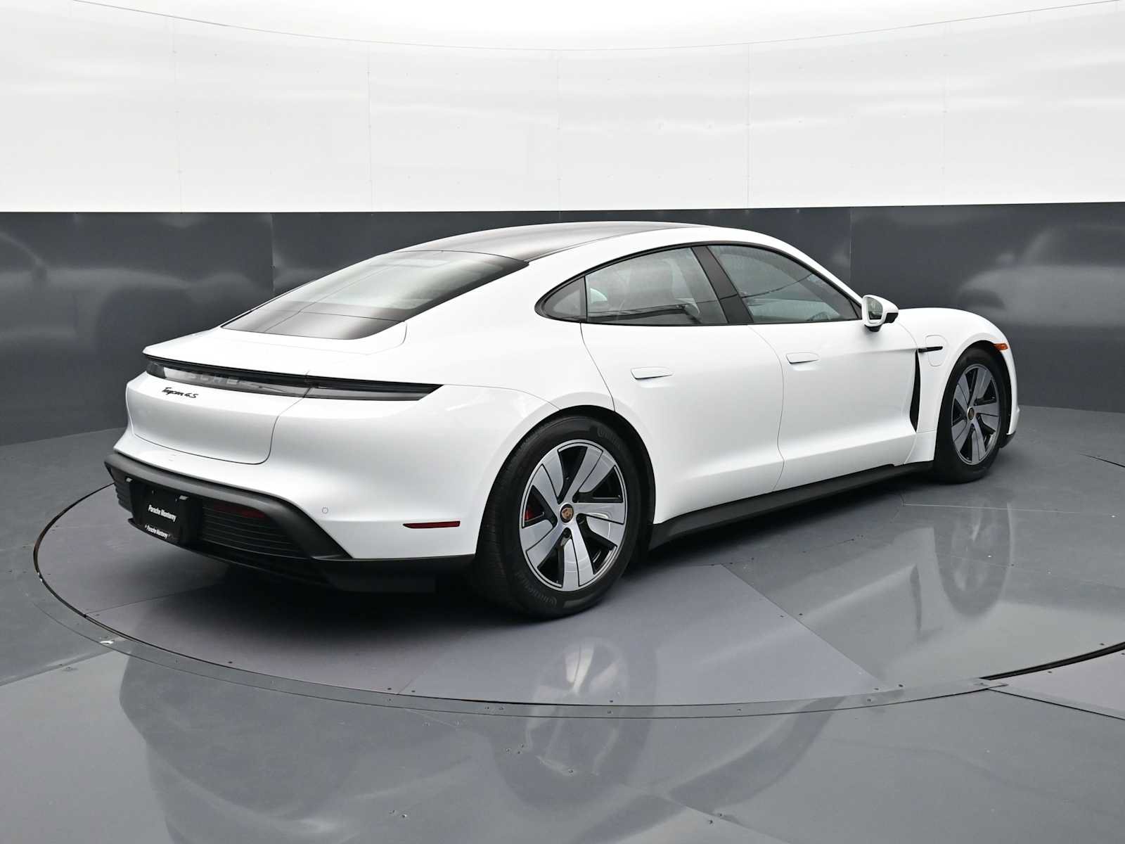 Used 2024 Porsche Taycan 4S AWD/4WD image 27