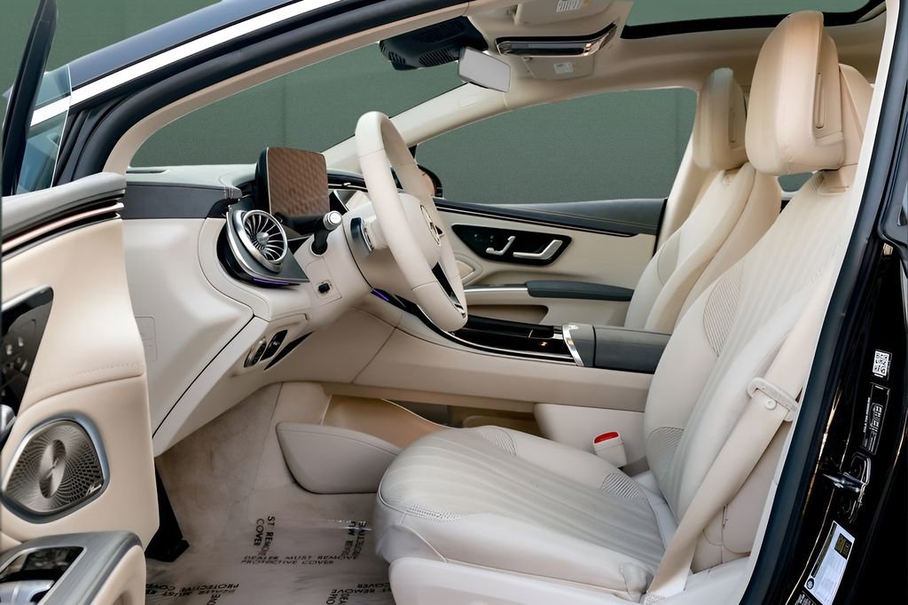 Used 2023 Mercedes-Benz EQS 450+ 4MATIC Sedan image 18