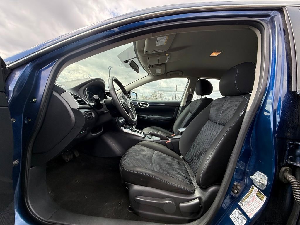 Used 2016 Nissan Sentra SR w/ Driver's Assist Package FWD image 22