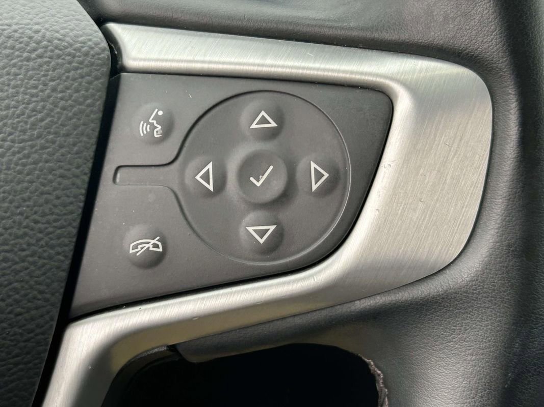 Used 2023 GMC Acadia SLT image 22