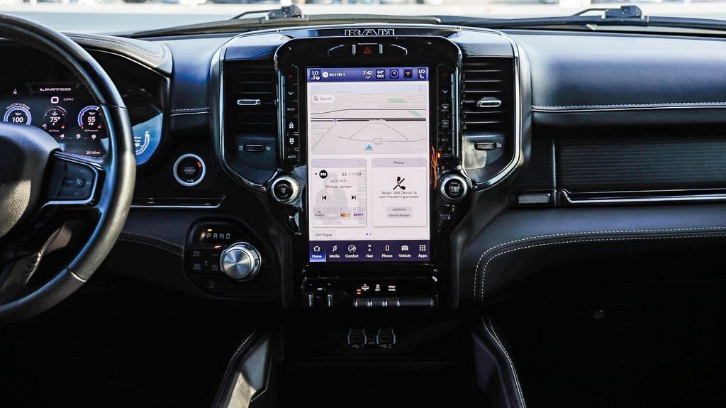 Used 2024 RAM 1500 Limited w/ Body Color Bumper Group AWD/4WD image 16