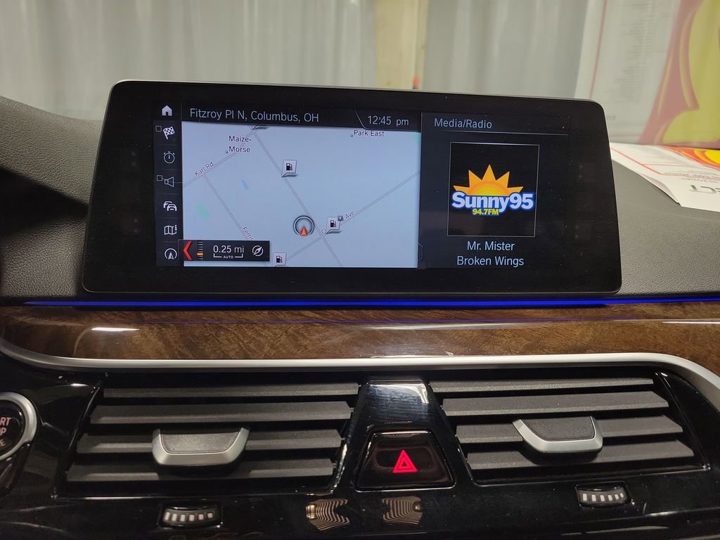 Used 2017 BMW 540i xDrive image 18