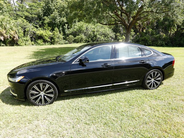 Used 2023 Volvo S90 B6 Plus AWD/4WD image 5