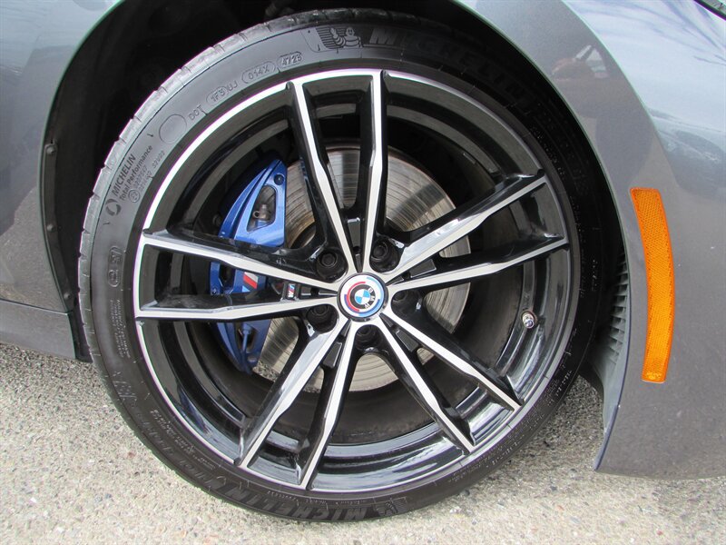 Used 2022 BMW M340i RWD image 32