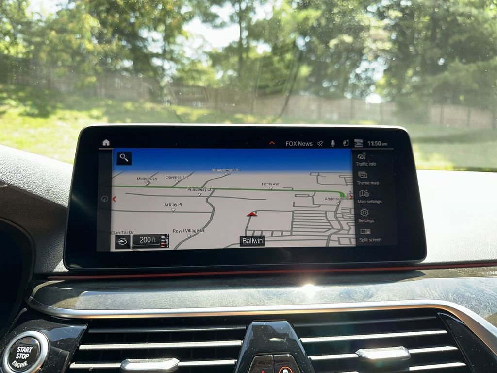 Used 2022 BMW 540i xDrive w/ M Sport Package image 43