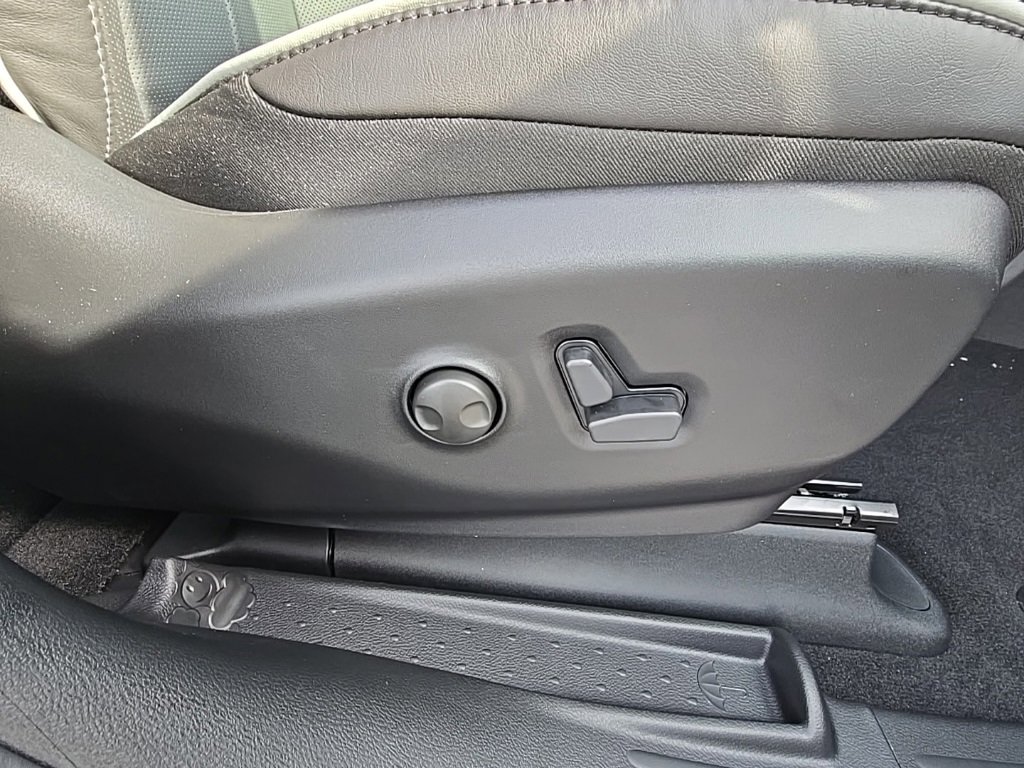 New 2026 Chrysler Pacifica Limited w/ S Appearance Package image 53