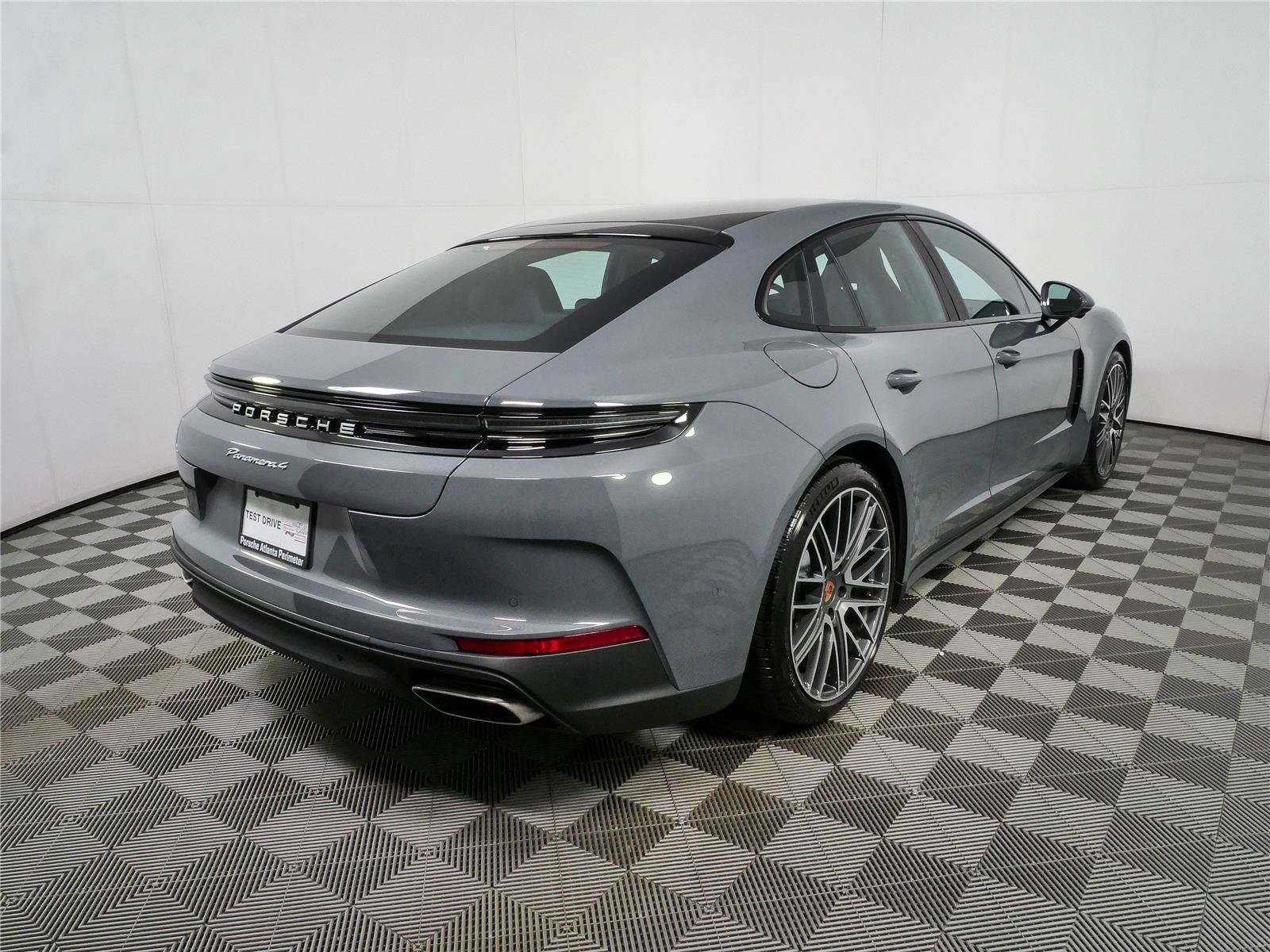 New 2026 Porsche Panamera image 30