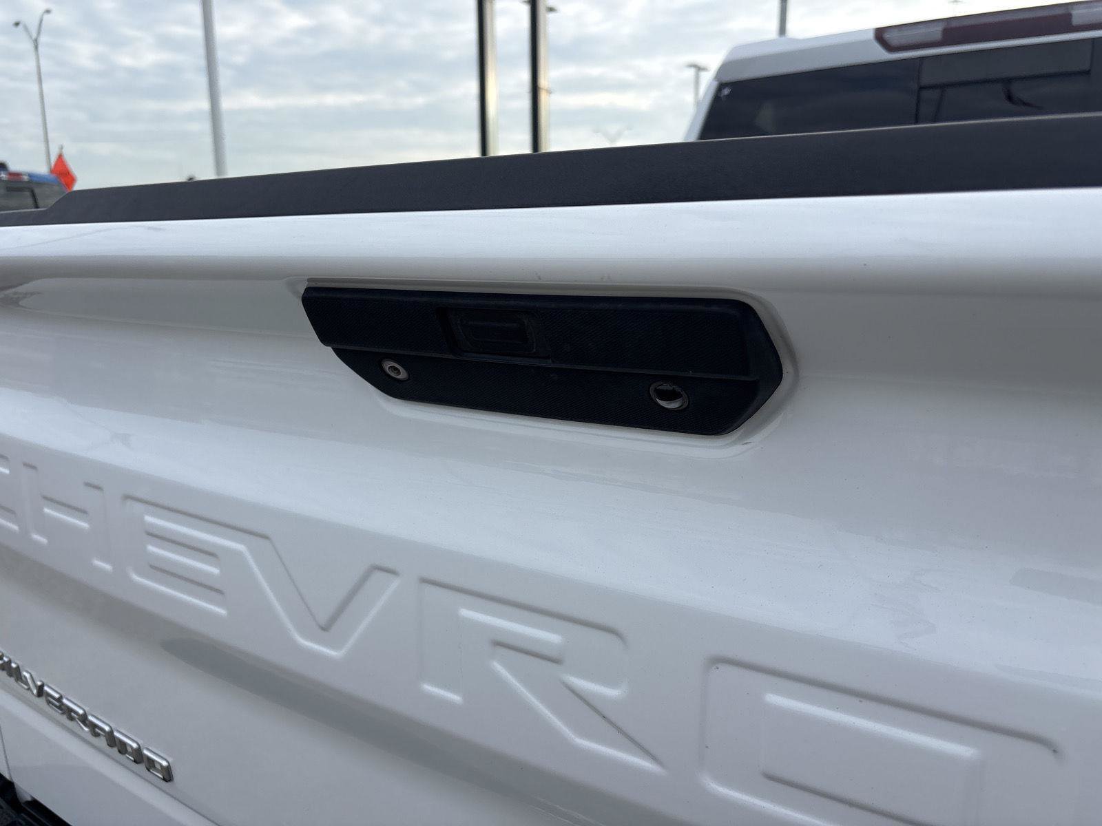 Used 2019 Chevrolet Silverado 1500 LTZ w/ LTZ Texas Edition AWD/4WD image 19