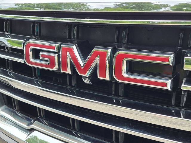 Certified 2021 GMC Yukon XL SLT w/ SLT Premium Package AWD/4WD image 31