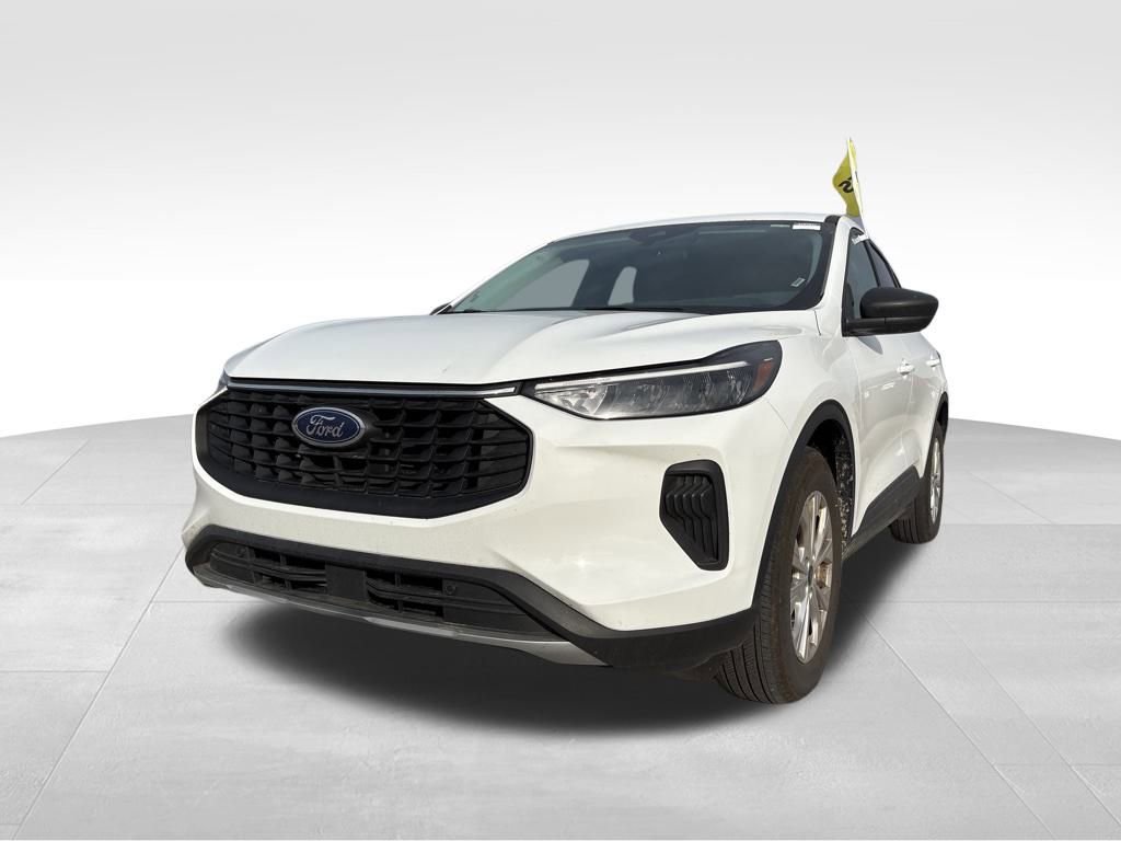 Used 2025 Ford Escape Active image 4