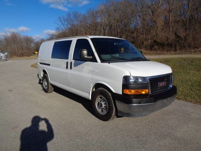 Used 2021 GMC Savana 2500 w/ Driver Convenience Package image 9