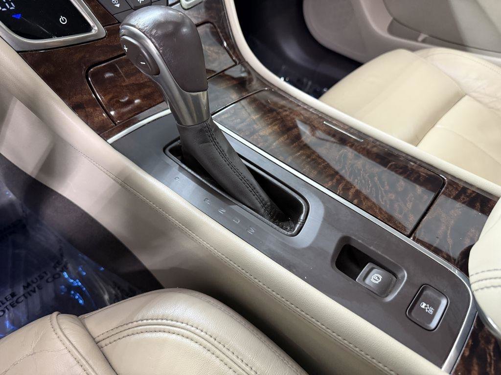 Used 2016 Buick LaCrosse Leather FWD image 18