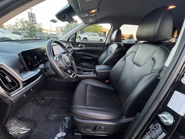 Used 2024 Kia Sorento S image 19