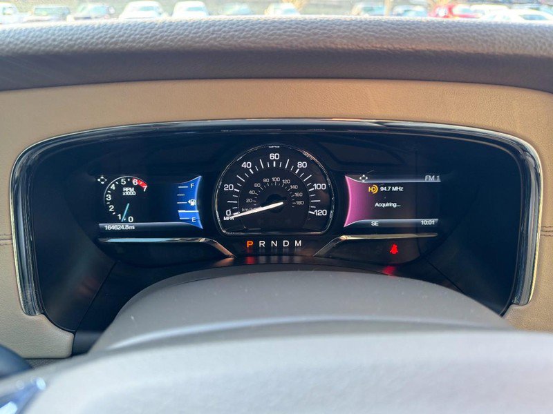 Used 2015 Lincoln Navigator L 4WD image 25