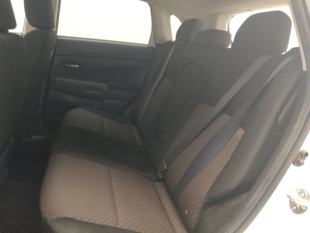 Used 2017 Mitsubishi Outlander Sport SE FWD image 18