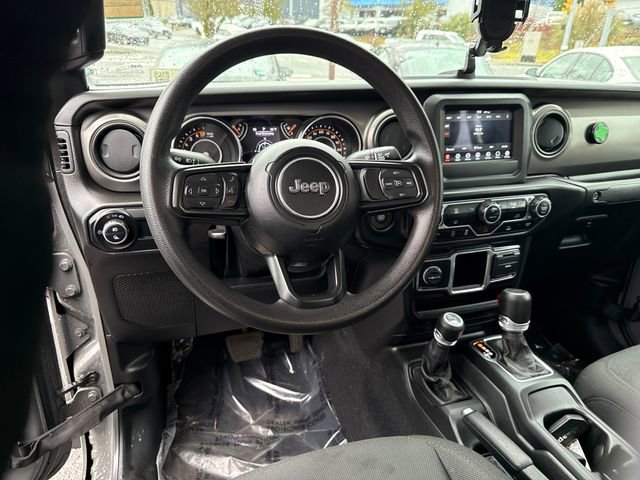 Used 2023 Jeep Gladiator Sport image 19