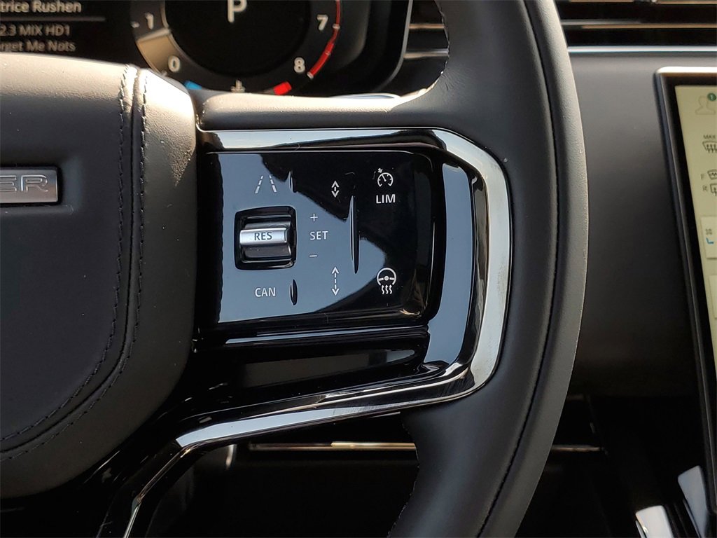 New 2025 Land Rover Range Rover Sport Dynamic SE image 23