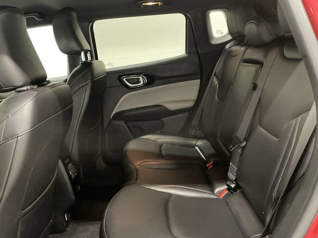 Used 2024 Jeep Compass Limited image 16
