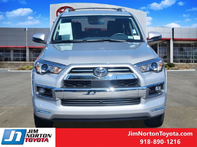 Used 2023 Toyota 4Runner Limited AWD/4WD image 4