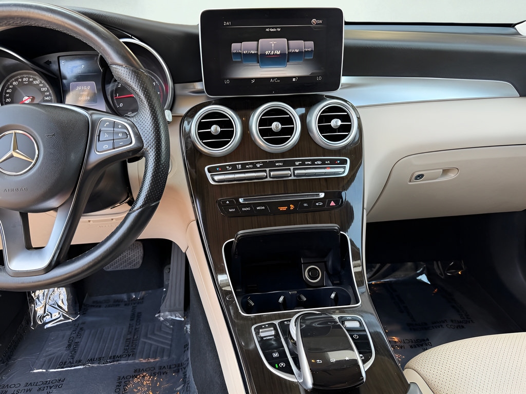 Used 2016 Mercedes-Benz GLC 300 image 29