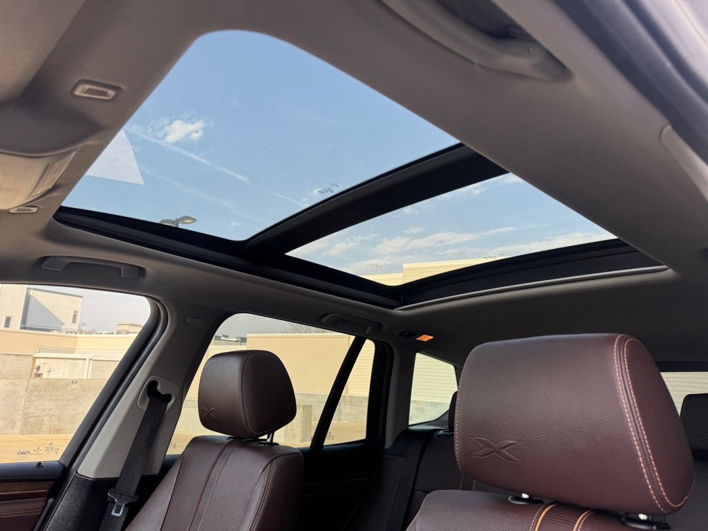 Used 2017 BMW X3 sDrive28i image 14