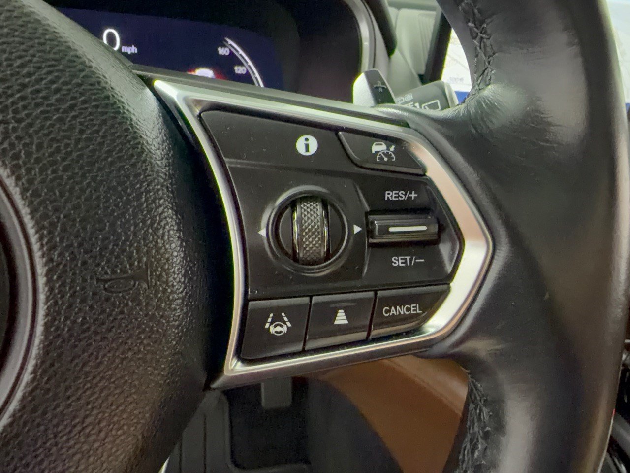 Used 2023 Acura MDX w/ Technology Package AWD/4WD image 19