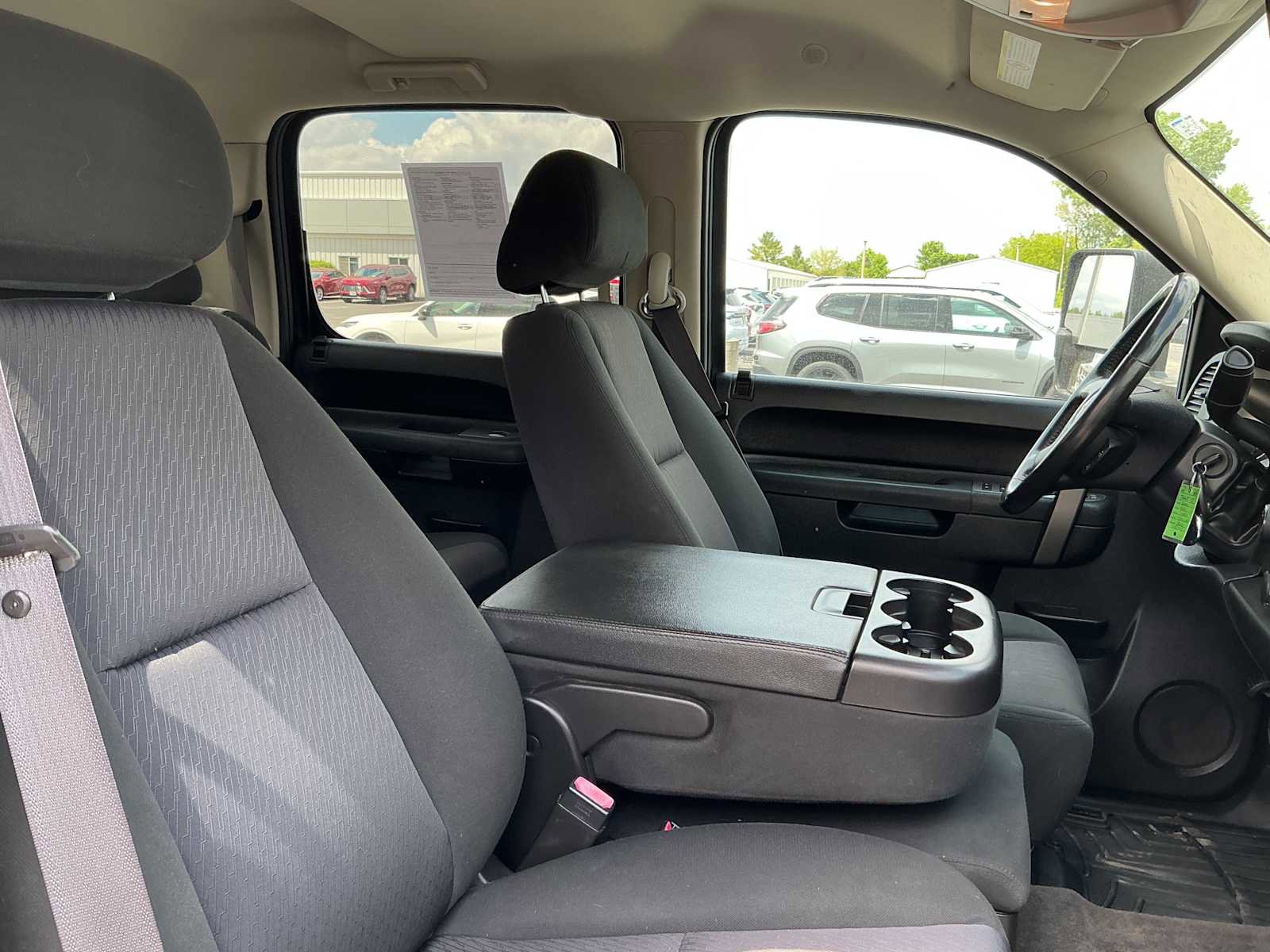 Used 2012 GMC Sierra 2500 SLE w/ SLE Preferred Package AWD/4WD image 26