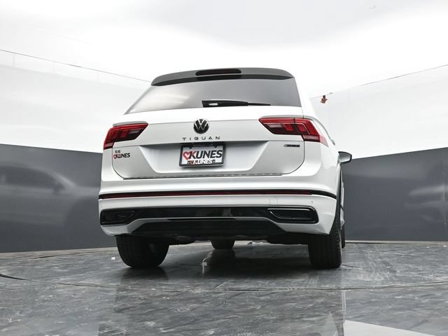 Used 2023 Volkswagen Tiguan SE R-Line AWD/4WD image 64