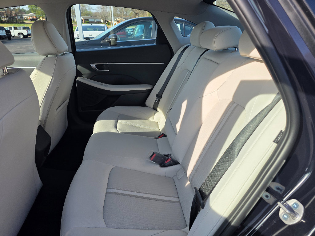 Used 2023 Hyundai Sonata SEL image 15