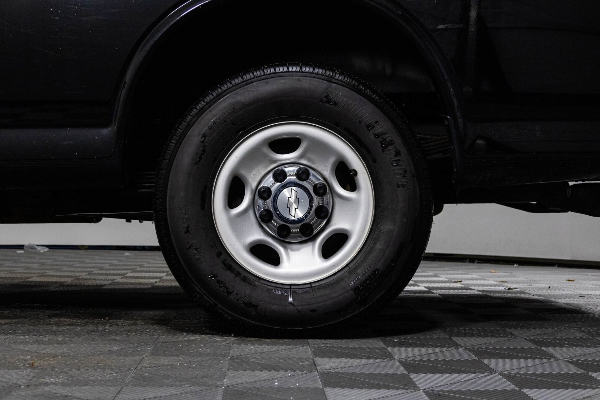 Used 2018 Chevrolet Express 3500 LT w/ LT Preferred Equipment Group image 42