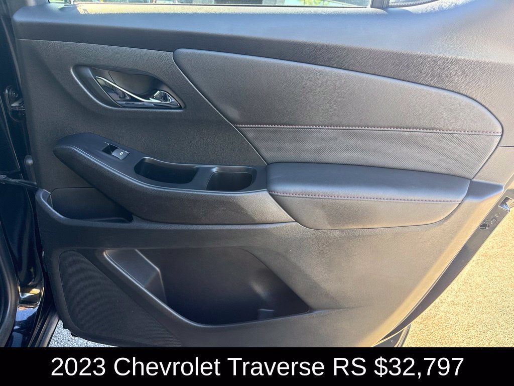 Used 2023 Chevrolet Traverse RS w/ LPO, Floor Liner Package AWD/4WD image 24