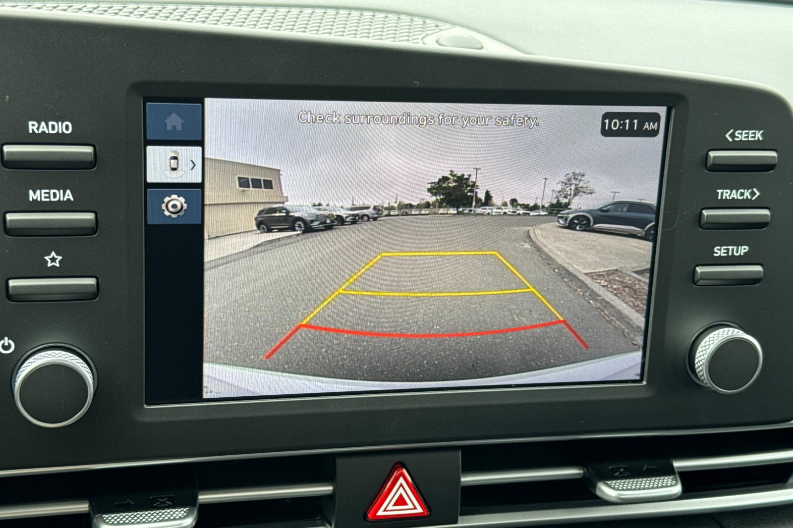 New 2026 Hyundai Elantra SE FWD image 18