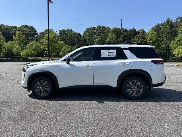 New 2026 Nissan Pathfinder SV w/ SV Premium Package AWD/4WD image 6