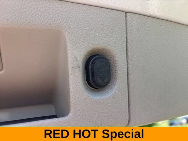 Used 2018 Cadillac Escalade ESV Luxury AWD/4WD image 35