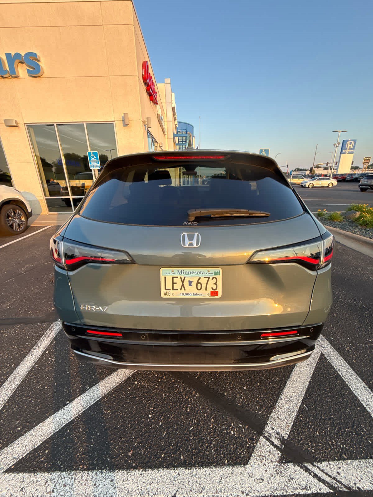 Used 2024 Honda HR-V EX-L image 6