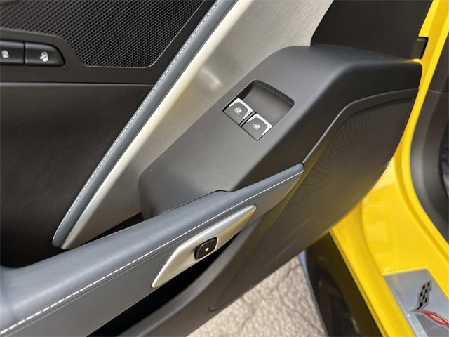 Used 2016 Chevrolet Corvette Z06 w/ 3LZ Preferred Equipment Group image 10
