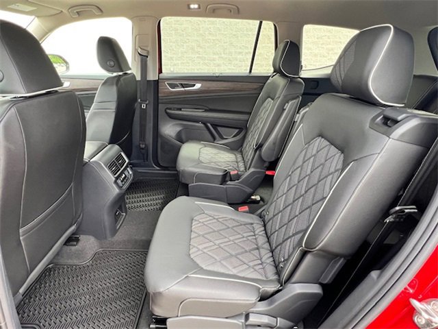 New 2025 Volkswagen Atlas SEL Premium R-Line image 14