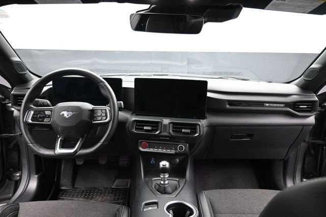 Used 2024 Ford Mustang GT RWD image 18