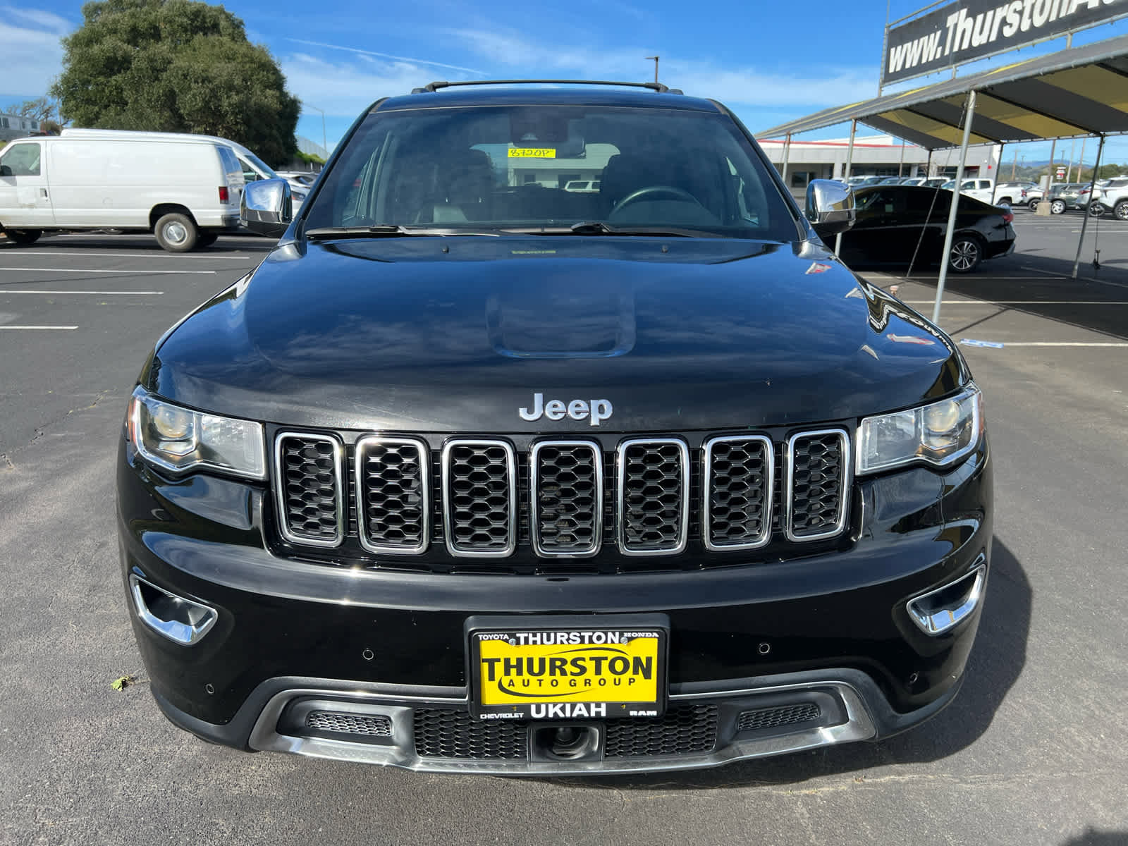 Used 2022 Jeep Grand Cherokee Limited image 4