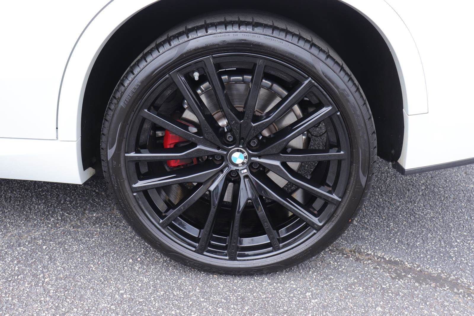 Used 2024 BMW X5 M60i image 46