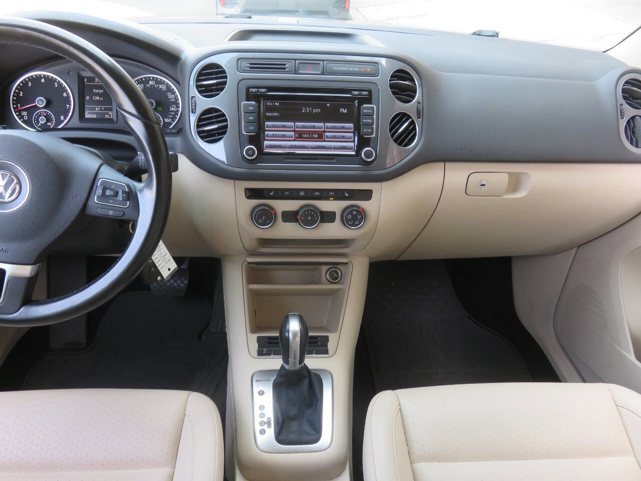 Used 2015 Volkswagen Tiguan S AWD/4WD image 16