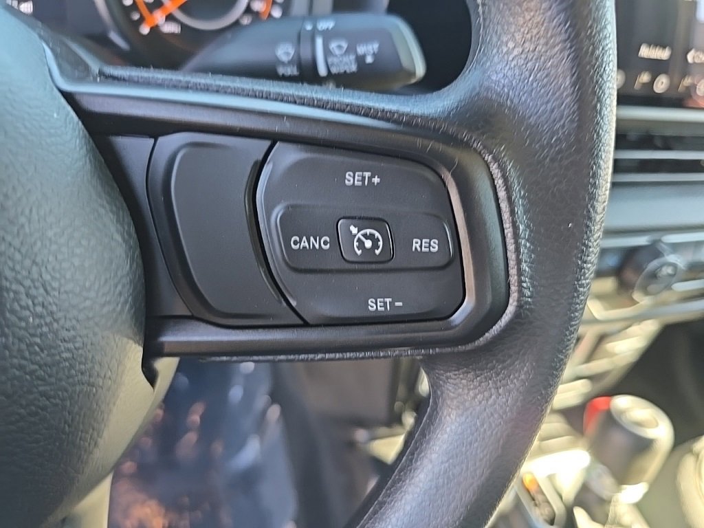 Certified 2024 Jeep Gladiator Sport image 25