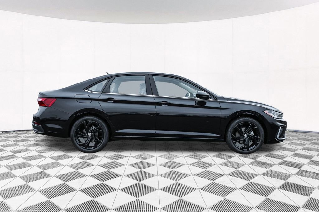 New 2026 Volkswagen Jetta SE image 15